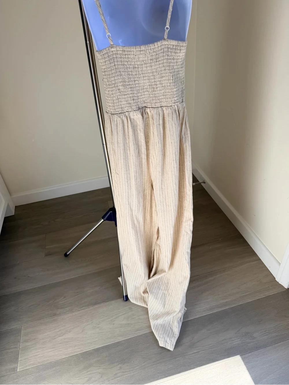 Japna Cream Tie-Front Wide-Leg Jumpsuit S 52% cotton linen. - Picture 10 of 14